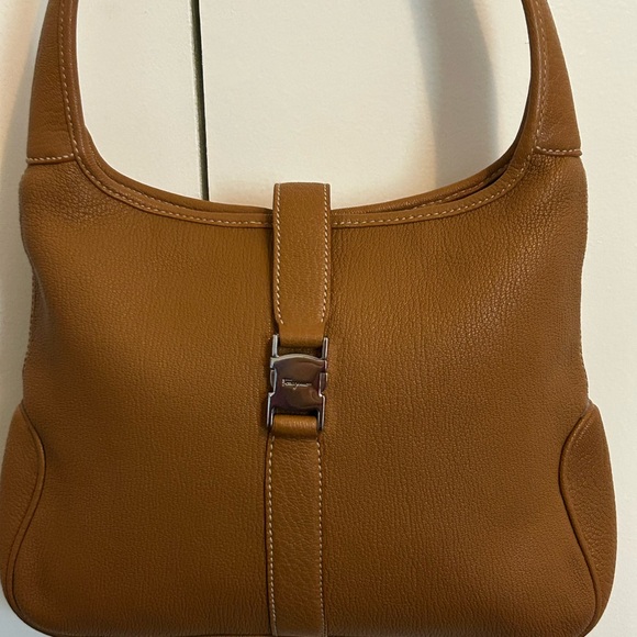 Salvatore Ferragamo Leather Shoulder Bag with Silver Buckle - Picture 3 of 15